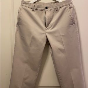 Haggar Straight Fit Khaki 33x32 Cotton Trousers